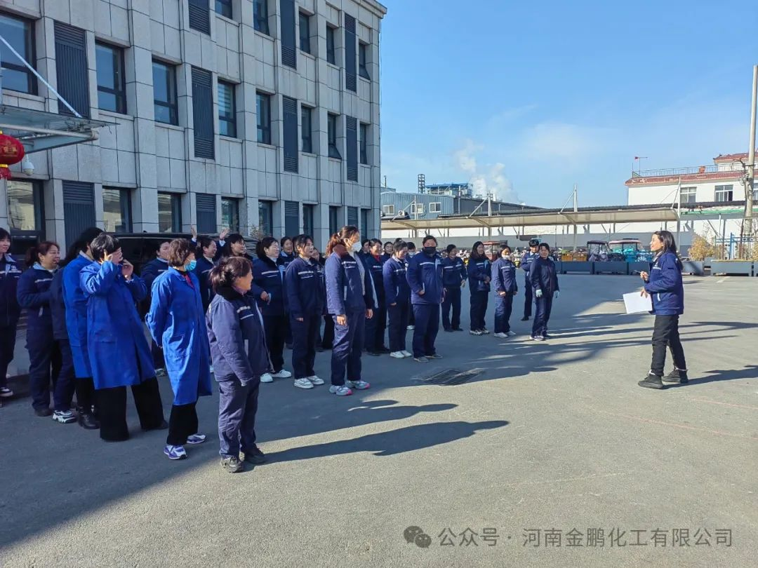 铿锵玫瑰，竞展芳华—3.8节拔河比赛勇争先